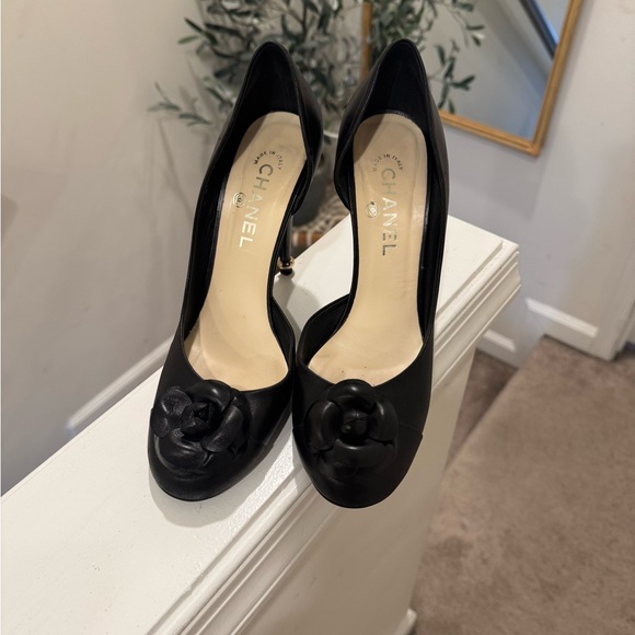 Chanel Heels - Picture 1 of 3